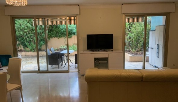 Logement tudiant T3 à Saint Laurent du Var (06700)