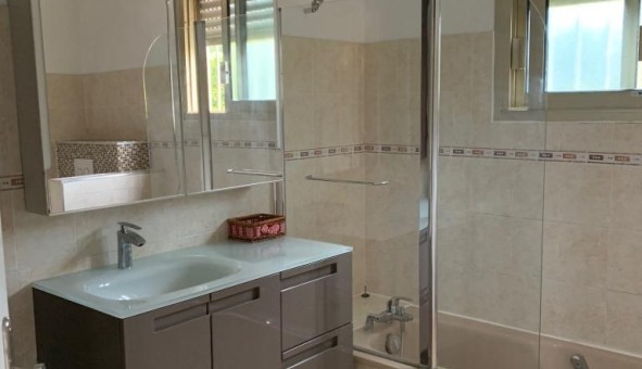 Logement tudiant T3 à Saint Laurent du Var (06700)
