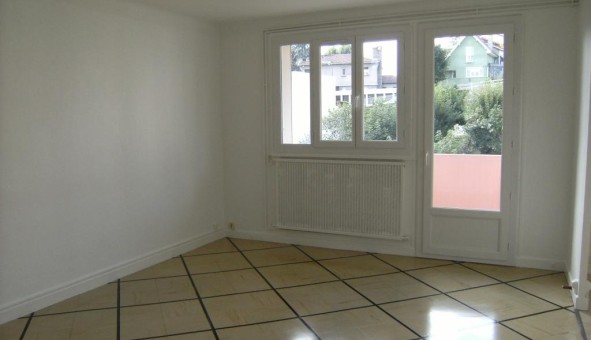 Logement �tudiant T3 &agrave; Saint Priest en Jarez (42270)