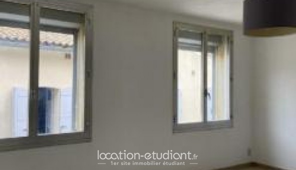 Logement tudiant T3 à Saint Saturnin ls Avignon (84450)