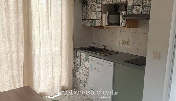 Logement tudiant T3 à Saint Saturnin ls Avignon (84450)