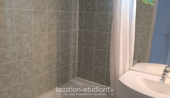 Logement tudiant T3 à Saint Saturnin ls Avignon (84450)