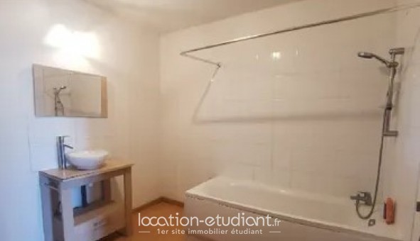 Logement tudiant T3 à Sainte Colombe (33350)