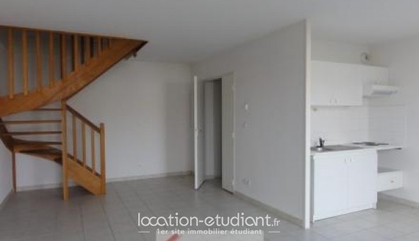 Logement tudiant T3 à Saintes (17100)