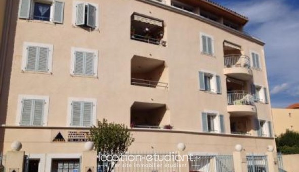 Logement tudiant T3 à Sanary sur Mer (83110)