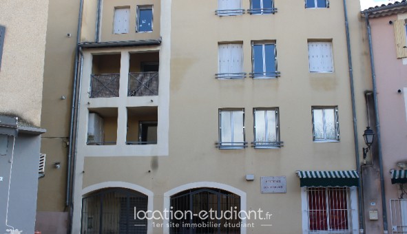 Logement tudiant Location T3 Vide Sarrians (84260)