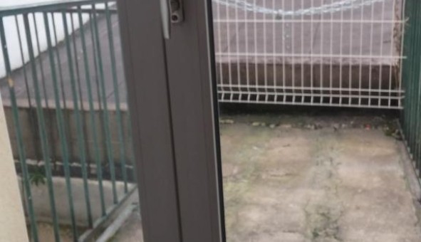 Logement tudiant T3 à Sedan (08200)