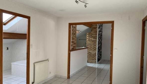 Logement tudiant T3 à Sedan (08200)