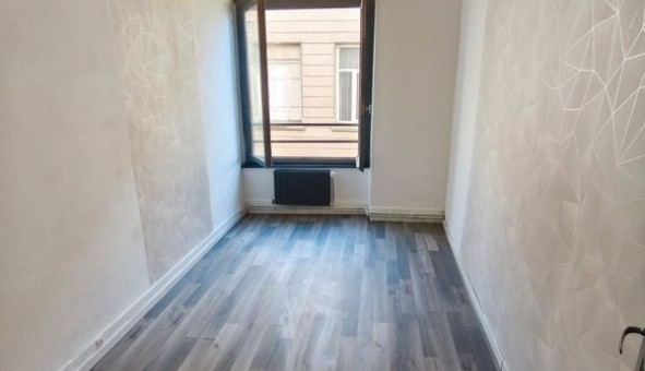 Logement tudiant Location T3 Vide Sedan (08200)