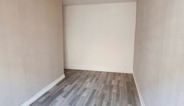 Logement tudiant T3 à Sedan (08200)