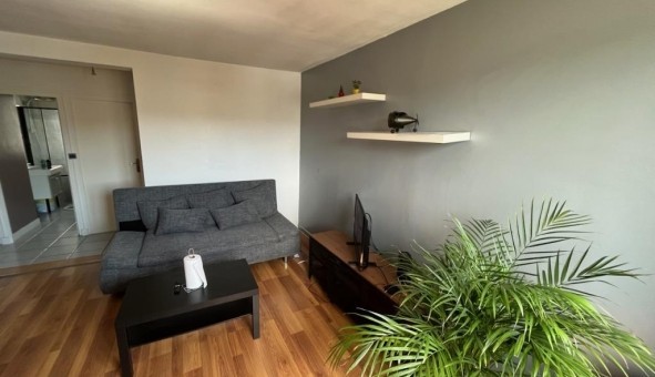 Logement tudiant T3 à Sedan (08200)