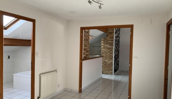 Logement tudiant T3 à Sedan (08200)