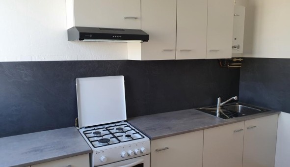 Logement tudiant T3 à Sedan (08200)