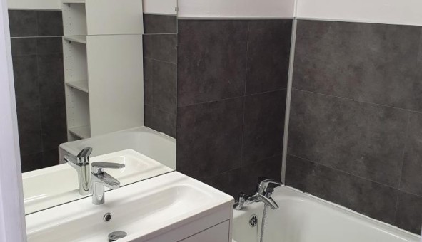 Logement tudiant T3 à Sedan (08200)