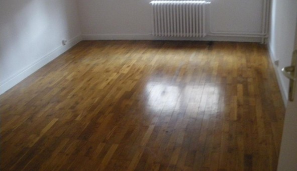 Logement tudiant T3 à Sedan (08200)