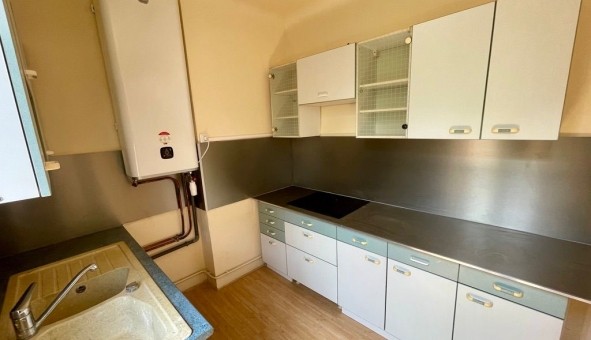 Logement tudiant T3 à Sedan (08200)