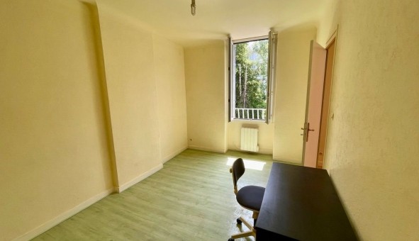 Logement tudiant T3 à Sedan (08200)
