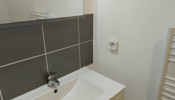 Logement tudiant T3 à Sedan (08200)