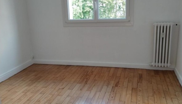 Logement tudiant T3 à Sedan (08200)