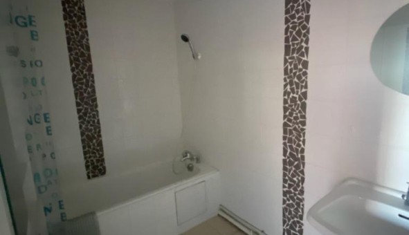 Logement tudiant T3 à Sedan (08200)