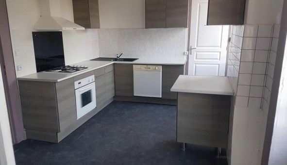 Logement tudiant Location T3 Vide Sedan (08200)