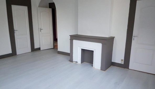 Logement �tudiant T3 &agrave; Sedan (08200)