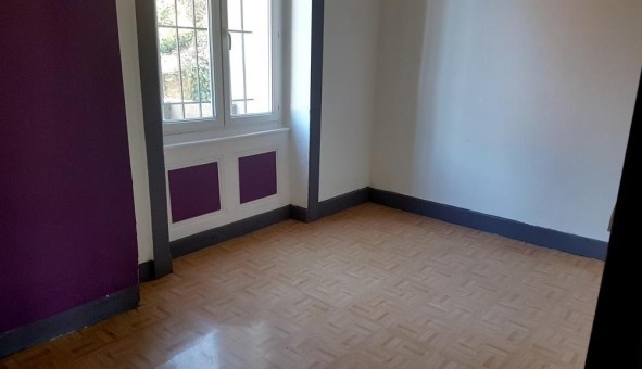 Logement �tudiant T3 &agrave; Sedan (08200)