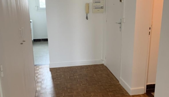 Logement �tudiant T3 &agrave; S�vres (92310)