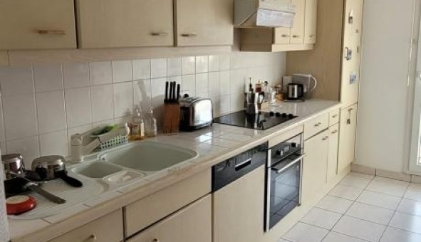 Logement �tudiant T3 &agrave; Sidiailles (18270)