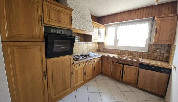 Logement �tudiant T3 &agrave; Sidiailles (18270)