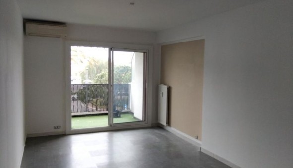 Logement �tudiant Location T3 Vide Six Fours les Plages (83140)