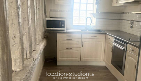 Logement tudiant T3 à Sonchamp (78120)