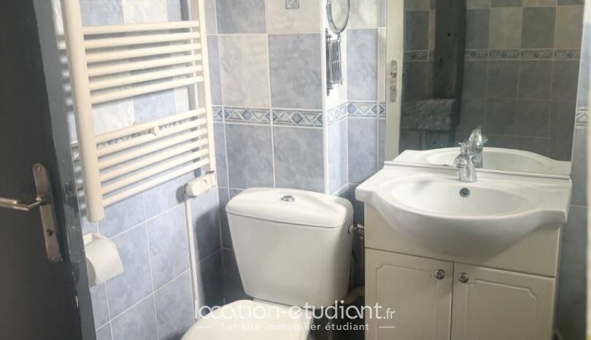 Logement tudiant T3 à Sonchamp (78120)