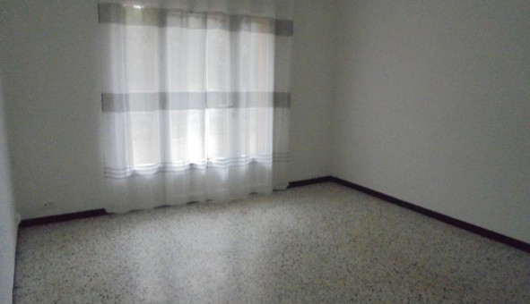 Logement tudiant T3 à Sorgues (84700)