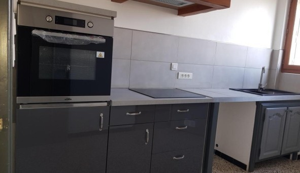 Logement tudiant T3 à Sorgues (84700)