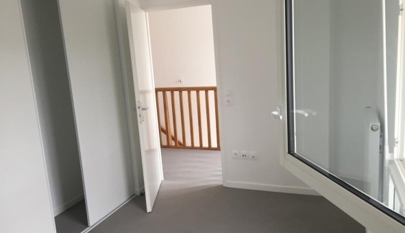 Logement tudiant T3 à Stains (93240)