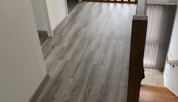 Logement tudiant T3 à Stains (93240)