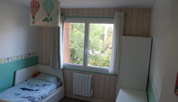 Logement tudiant T3 à Suresnes (92150)