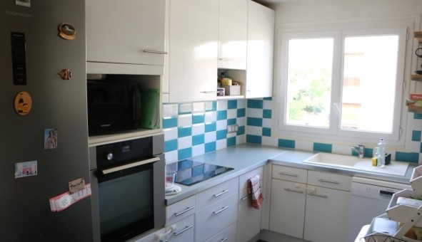 Logement tudiant T3 à Suresnes (92150)