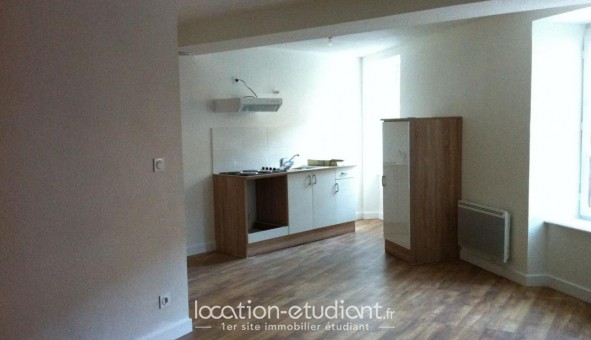 Logement tudiant T3 à Thiers (63300)