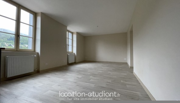 Logement tudiant T3 à Thiers (63300)
