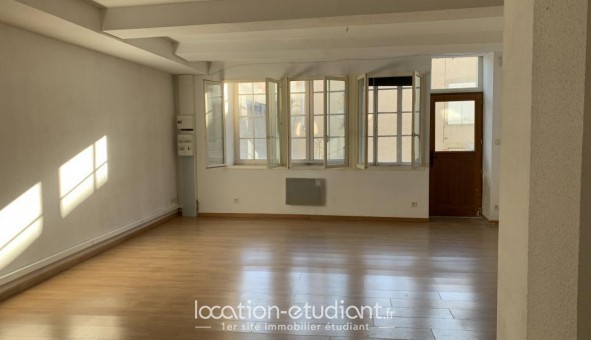 Logement tudiant T3 à Thiers (63300)