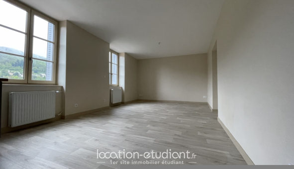 Logement tudiant T3 à Thiers (63300)