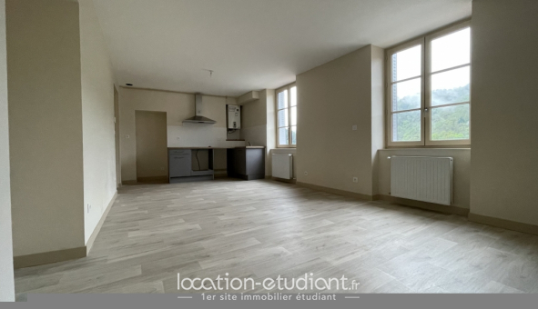 Logement tudiant T3 à Thiers (63300)