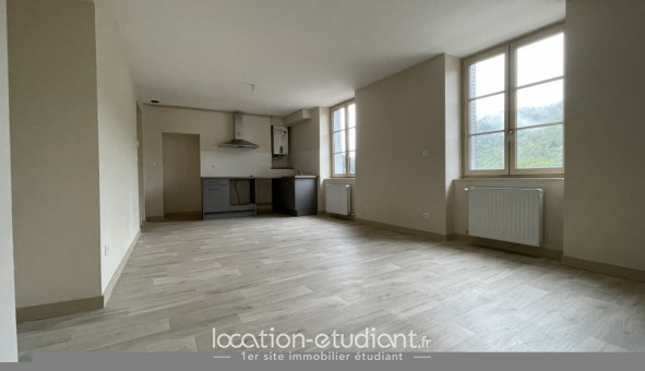 Logement tudiant T3 à Thiers (63300)