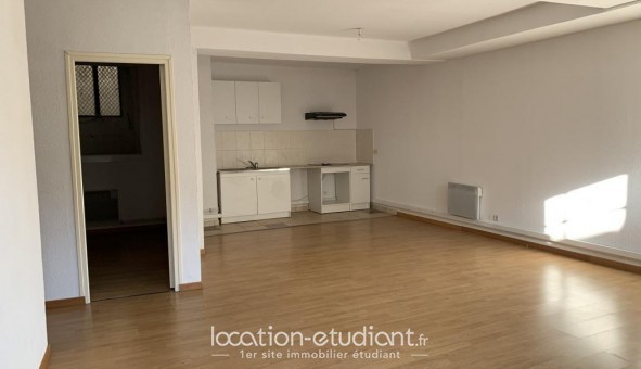 Logement tudiant T3 à Thiers (63300)