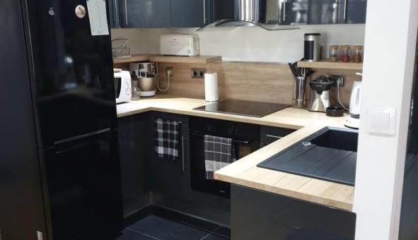 Logement tudiant T3 à Toulon (83200)