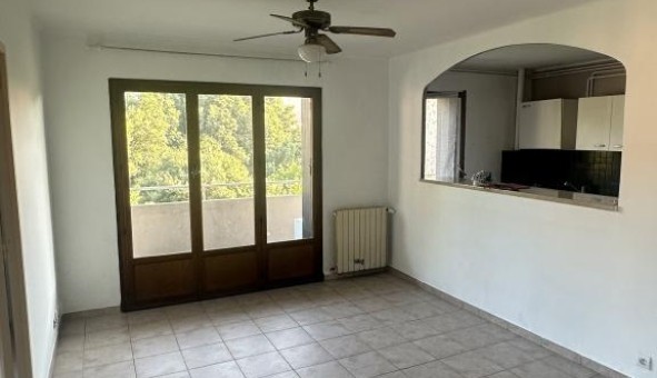 Logement tudiant T3 à Toulon (83200)