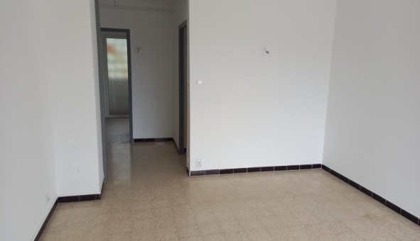 Logement tudiant T3 à Toulon (83200)