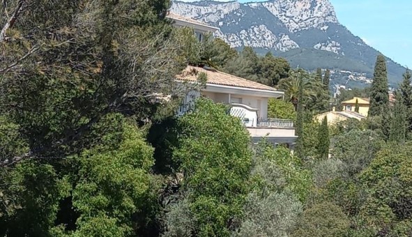 Logement tudiant T3 à Toulon (83200)